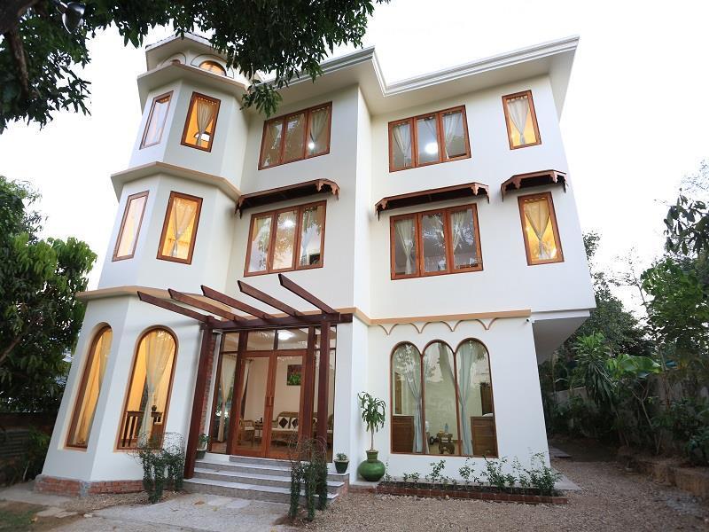 Mango Hill Inn Yangon Exterior photo