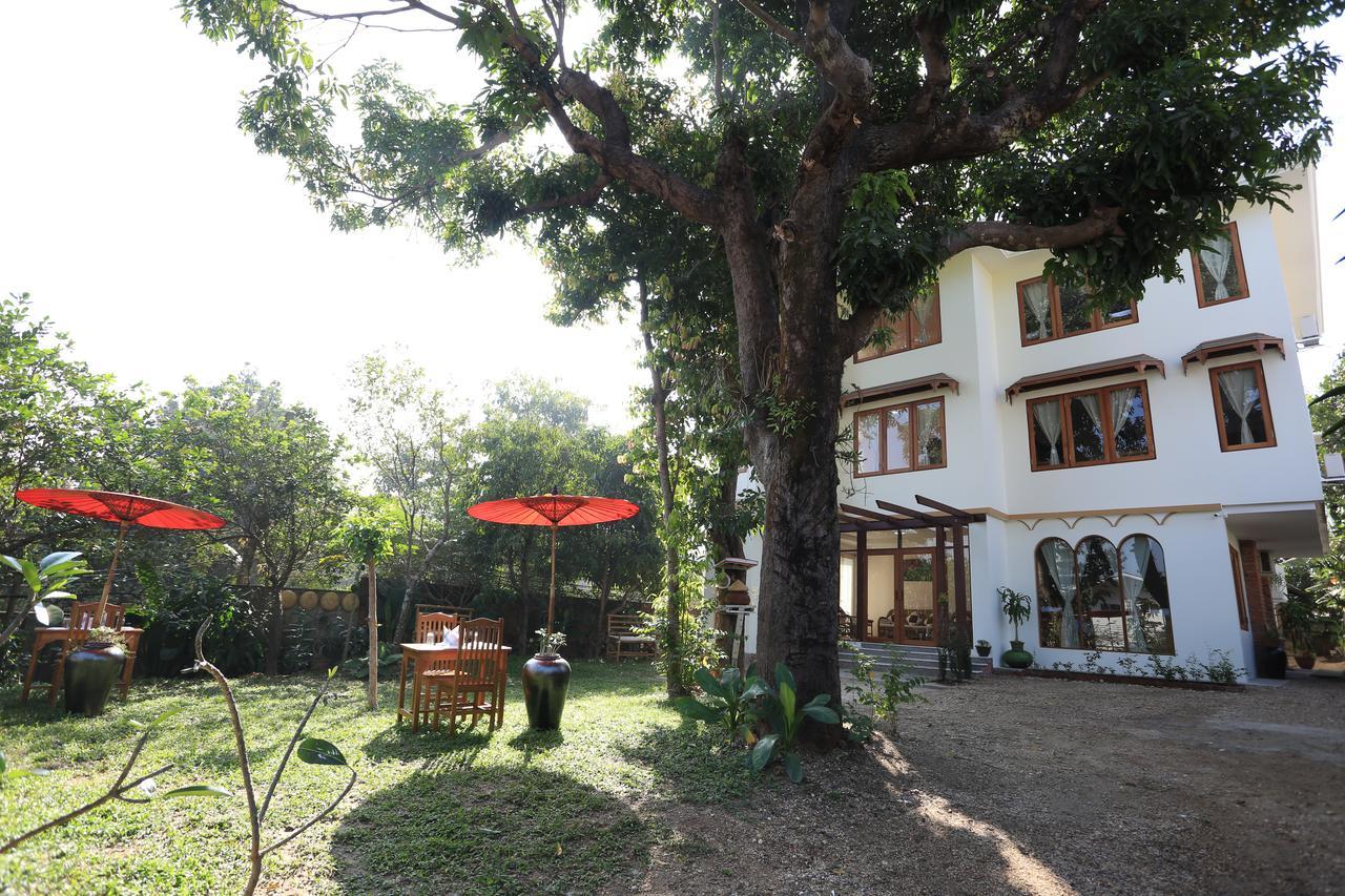 Mango Hill Inn Yangon Exterior photo