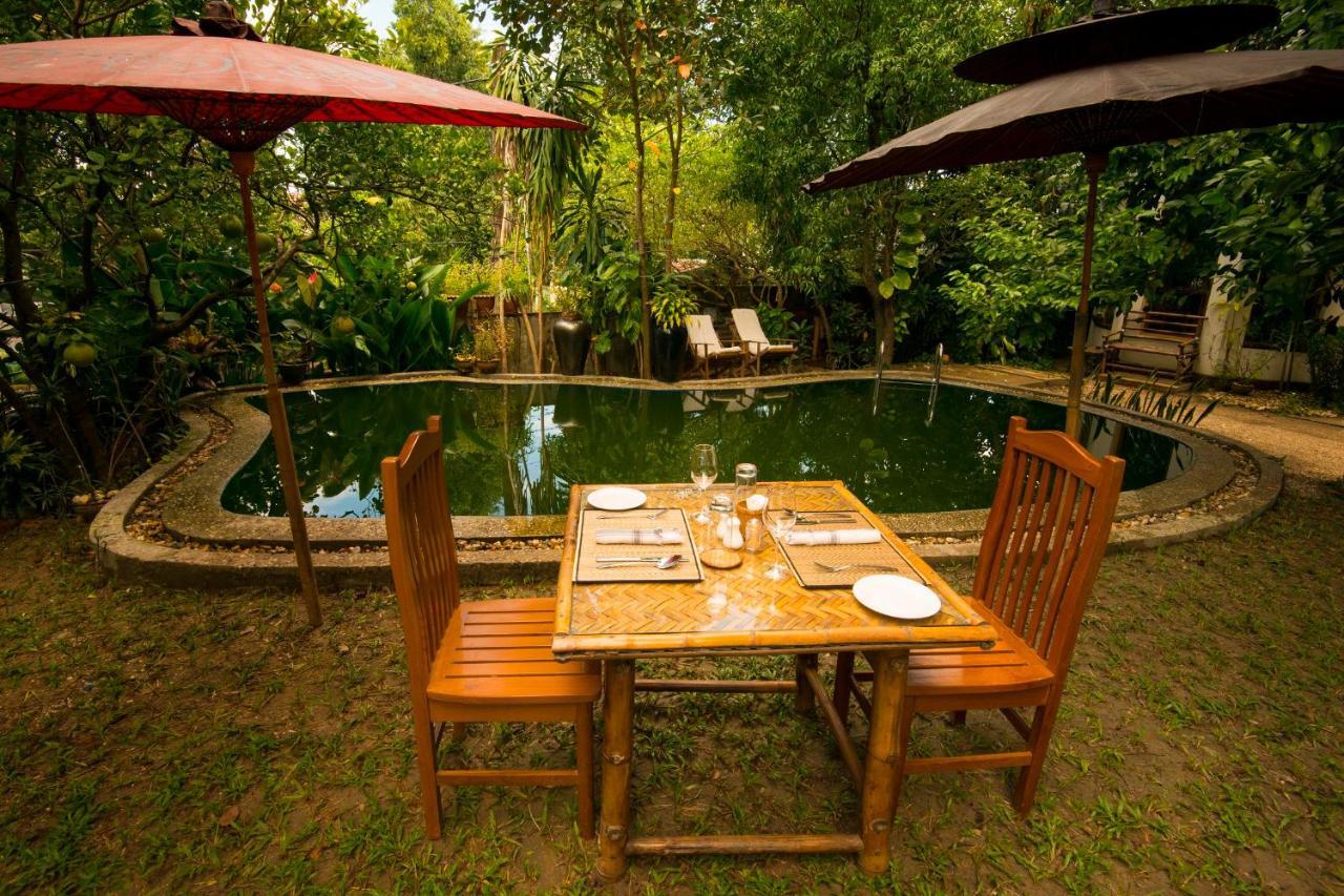 Mango Hill Inn Yangon Exterior photo